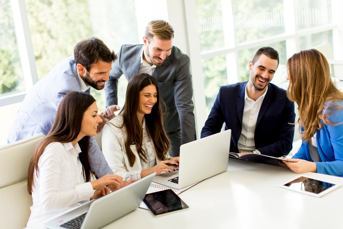 Free Startup Business Plan Template for 2025: Ultimate Guide + 15 Key Steps