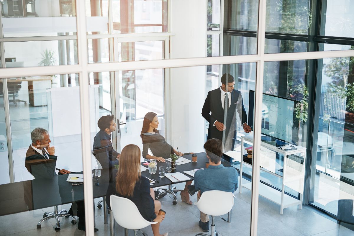 Reinventing Work: The Future of Digital Workplace Solutions in a Hybrid Era