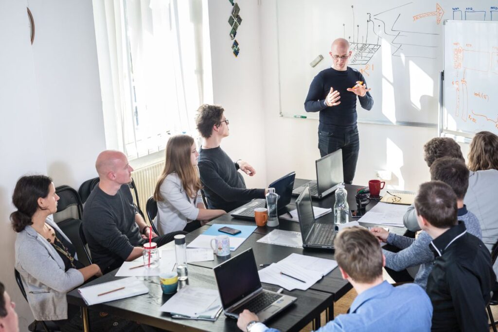 What is a Lean Startup Business Model? – Ultimate Guide | The Business Tycoon