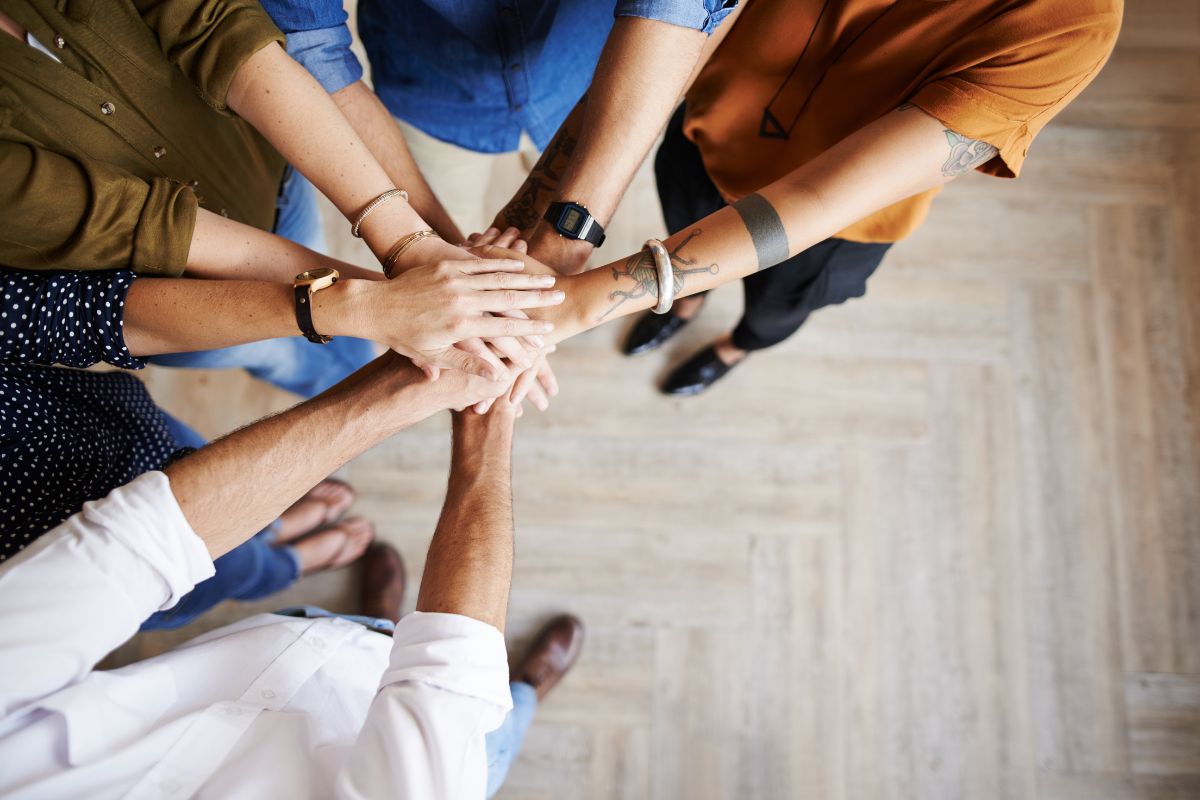 Click, Connect, Collaborate: 10 Virtual Tools Reshaping How We Work Together