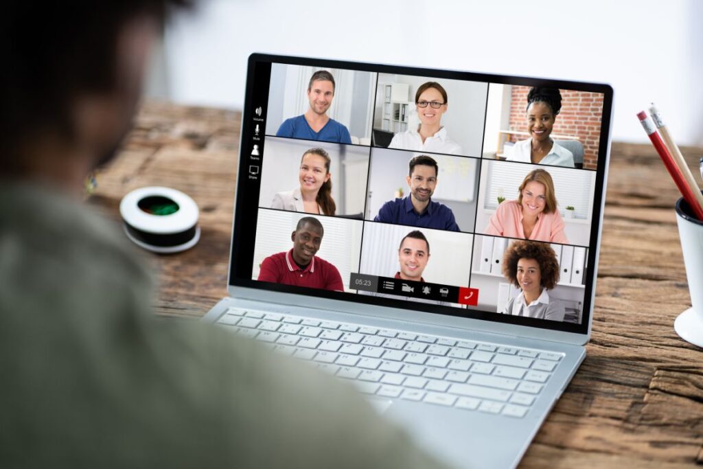 The Future of Executive Coaching in the Digital Age | The Business Tycoon