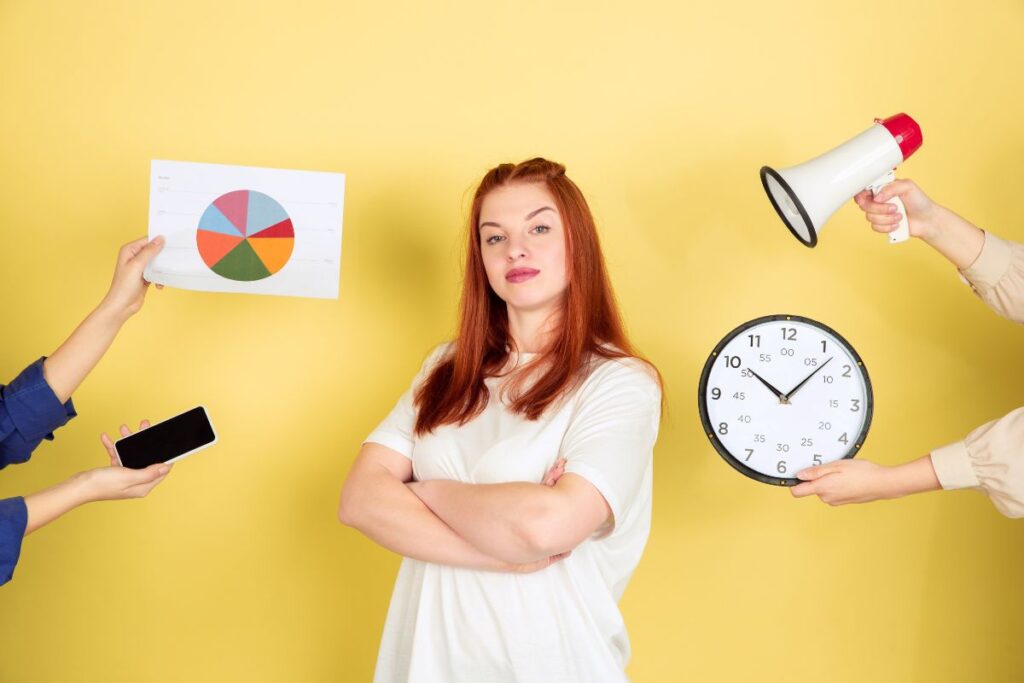 Leading in a Hybrid World: Balancing Remote and In-Office Teams | The Business Tycoon