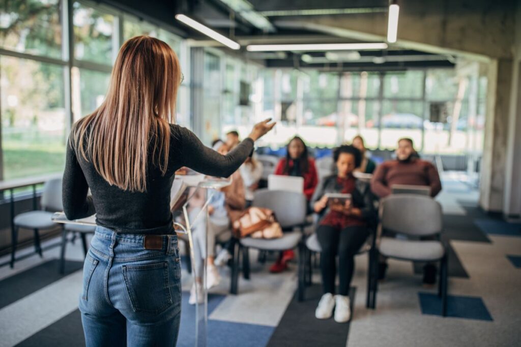 The Future of Executive Coaching in the Digital Age | The Business Tycoon