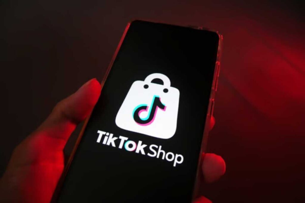 The TikTok Effect: How Social Commerce is Rewriting Retail | The Business Tycoon